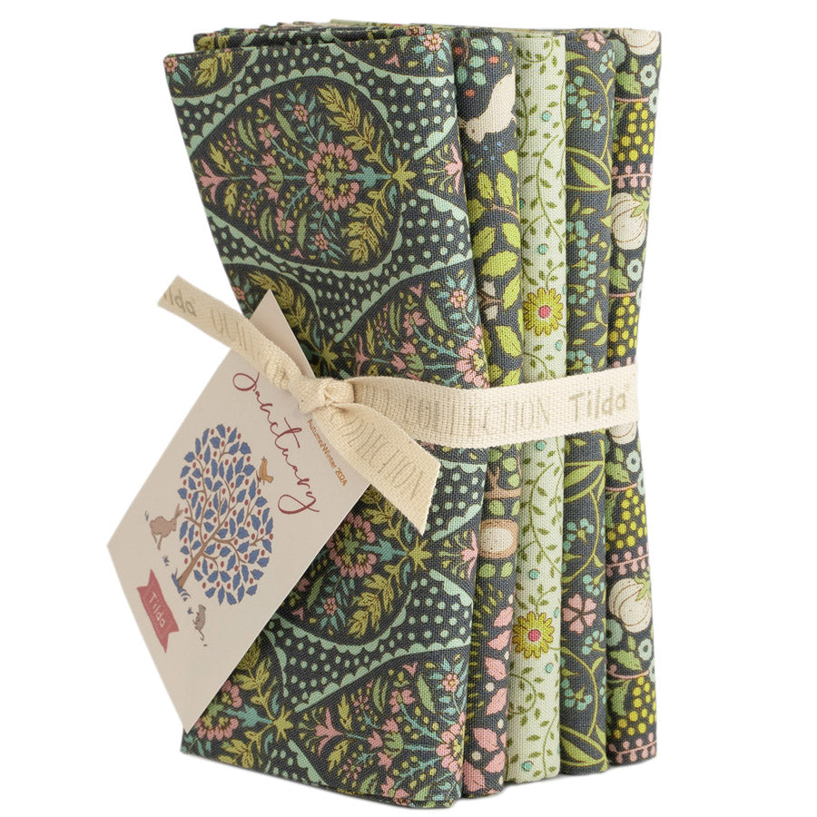 Tilda Sanctuary - Greygreen/Pistashio - 5 pieces each 30cm x 55 cm (Equivalent to 75cm)