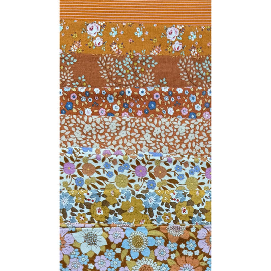 TILDA - SPECIAL FAT QUARTER PACK #12 - Orange - 8 fat Quarters