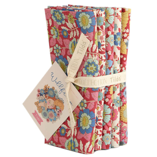 Tilda Wallflower - Burgundy/Pink Bundle - 5 pieces each 30cm x 55 cm (Equivalent to 75cm)