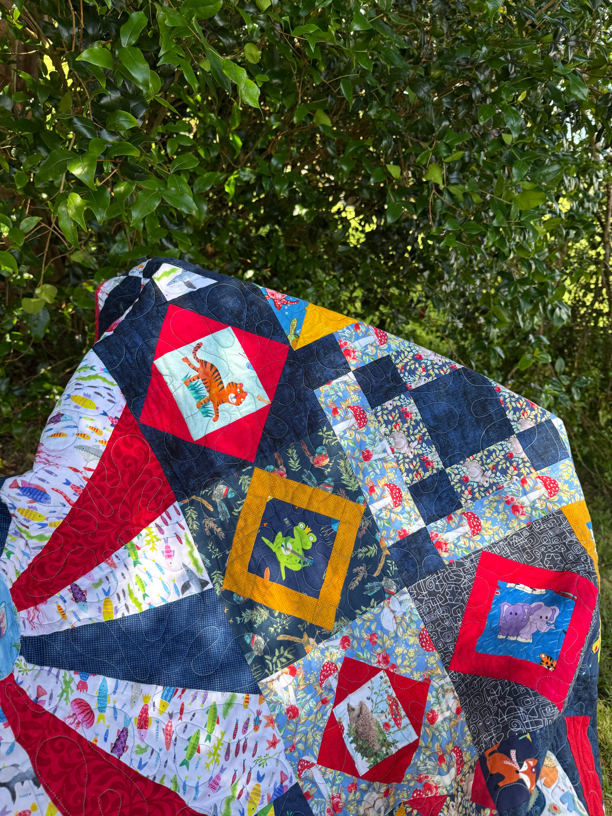 Handmade I Spy Children's Patchwork Throw Quilt 52" x 52" (132 × 132 cm)