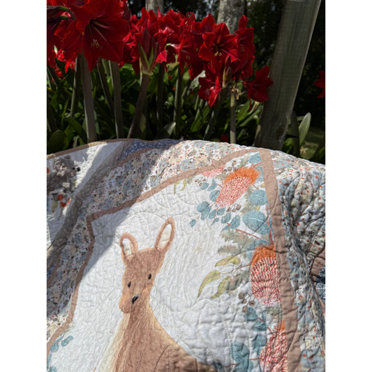 Handmade Australian Kangaroo Cot Quilt 32" x 38" (81 × 96 cm)